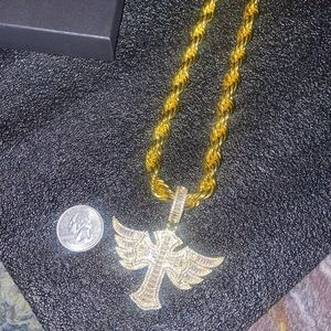 DOOKIE 30” NECK-CHAIN WITH PENDANT WINGED CROSS YELLOW GOLD GP BAGUETTE STONES !